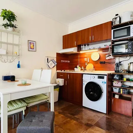 Abelia а-21 Sunny Appartement