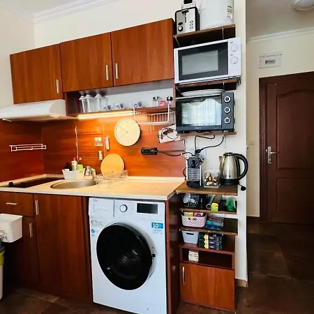 Abelia а-21 Sunny Appartement
